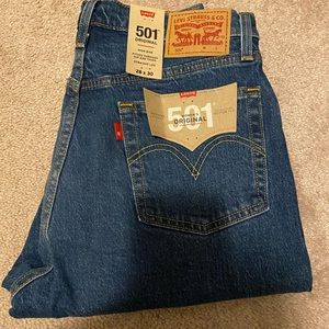 Women’s Levi Jeans